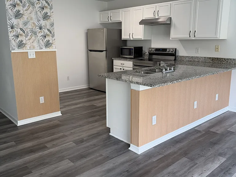 701 Cresting Oak Cir — Photo 4