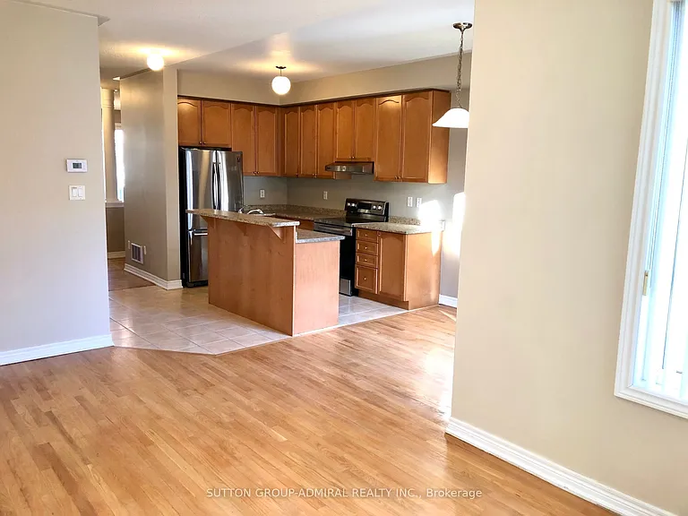 4 Stookes Cres — Photo 8