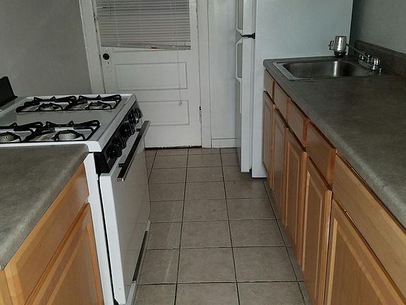 5th image of 1335 W Estes Ave APT 23