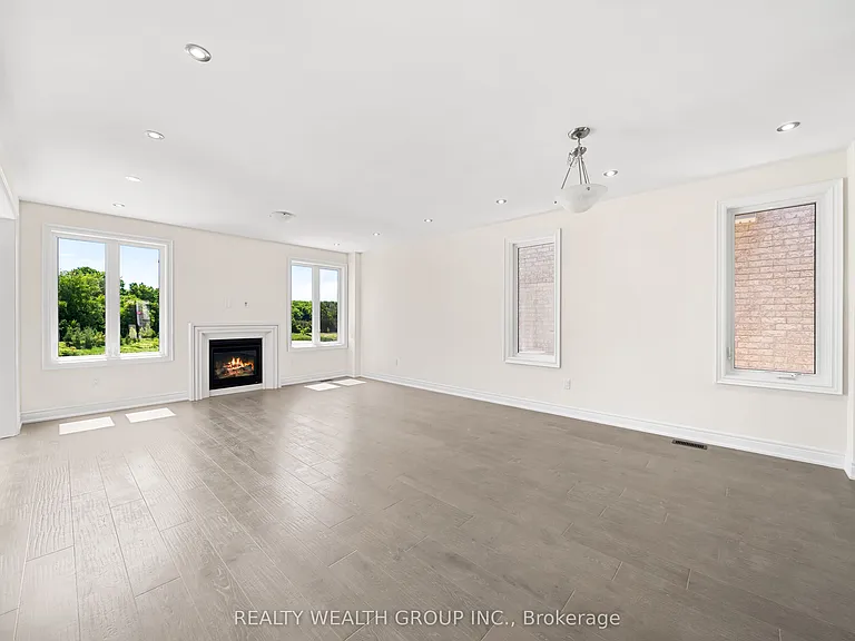 261 Seaview Hts — Photo 4