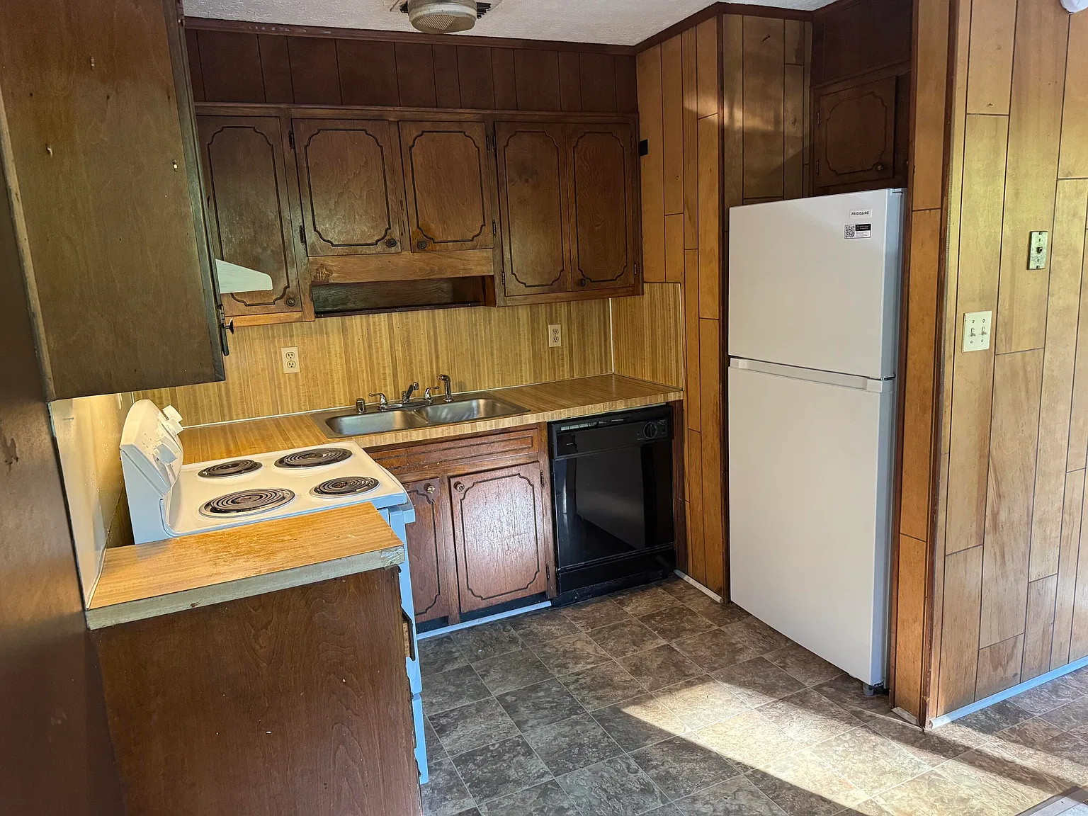 245 College Park Dr — Photo 4