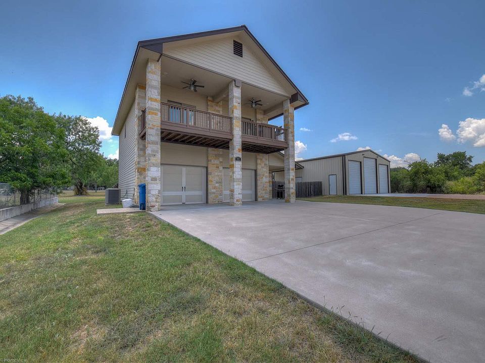 1st image of 103 Sprucewood Dr
