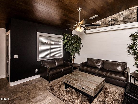 4th image of 485 Highland Dr