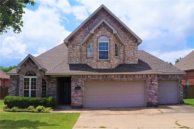 1st image of 5761 Garnet Dr