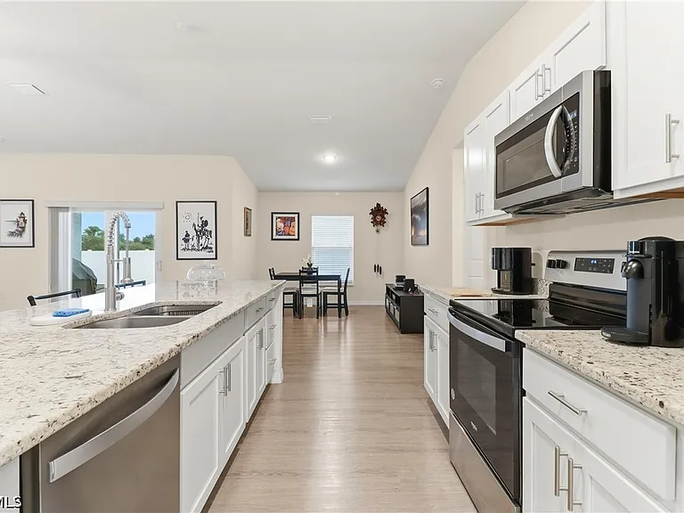 7024 Hero Cir — Photo 26