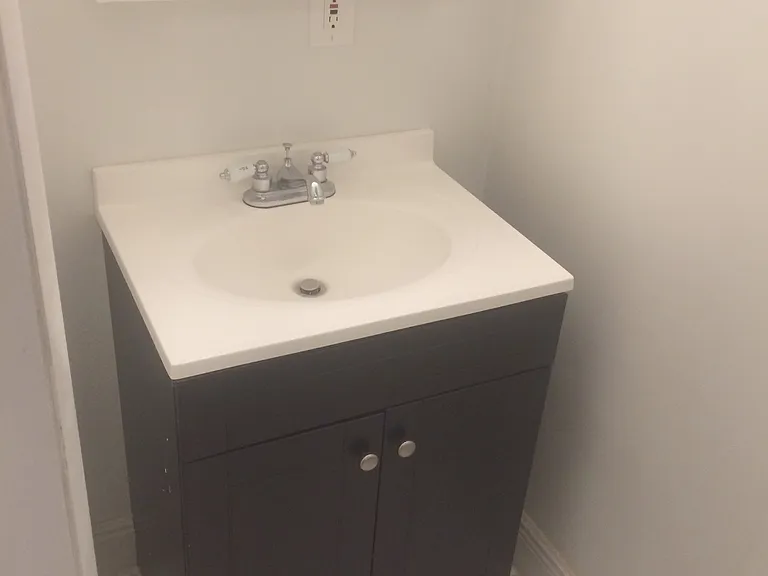 820 N Franklin Ave #I — Photo 10