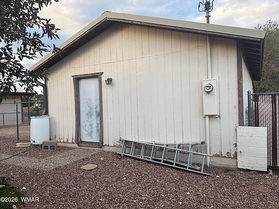 2nd image of 128 Evergreen Ln