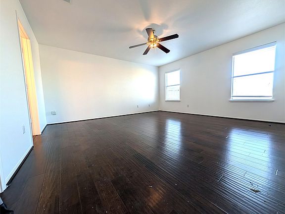 5th image of 5521 Adair Dr