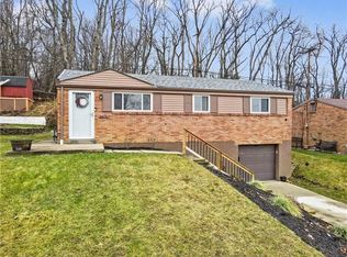 3479 Pleasantvue Dr, Pittsburgh, PA 15227