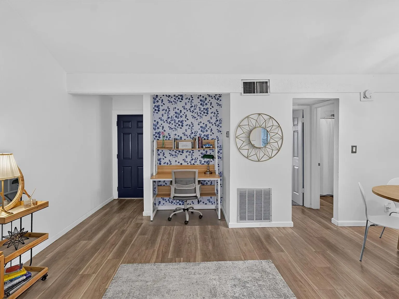 1 bed, 1.0 bath, 565 sqft, $1,250 — Photo 3