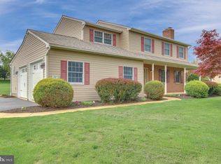 113 Memory Ln, Telford, PA 18969