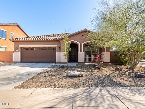 2nd image of 15165 W GLENROSA Avenue