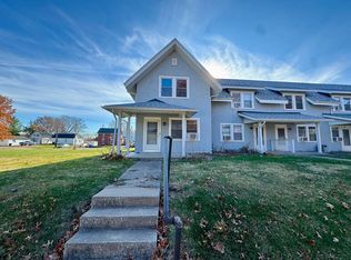 414 15th Ave, Moline, IL 61265