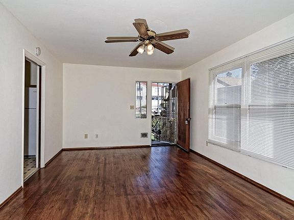 3rd image of 1853 Chalcedony St