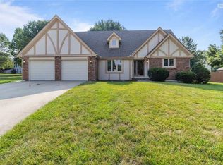 7005 N Chestnut Ct, Kansas City, MO 64119