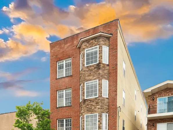 726 23rd Street image 1 of 26