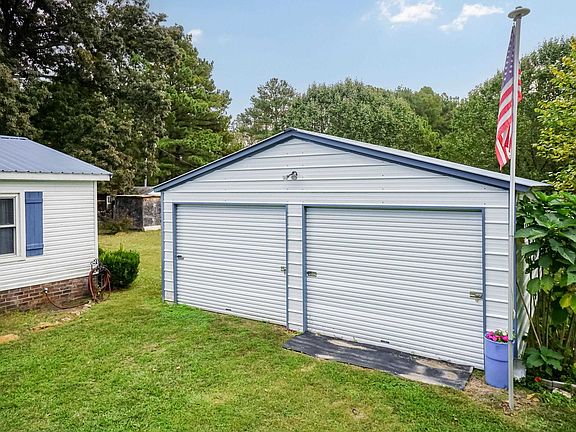 5th image of 194 E Forest Oaks Dr