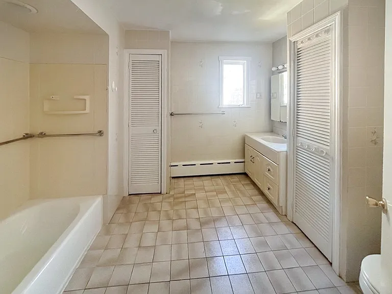 223 Main St #2 — Photo 19