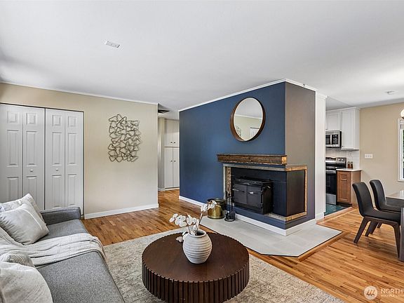 5th image of 108 N 184th Street