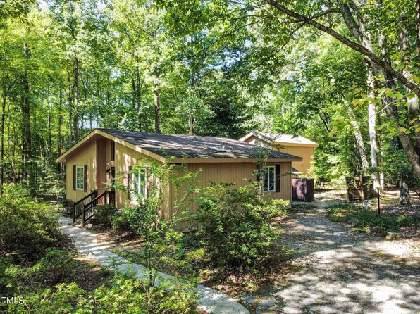 1423 Davis Rd, Hillsborough, NC 27278