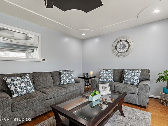 2nd image of 14514 S Marquette Ave