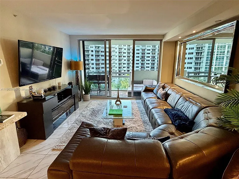 1500 Bay Rd #846S — Photo 4