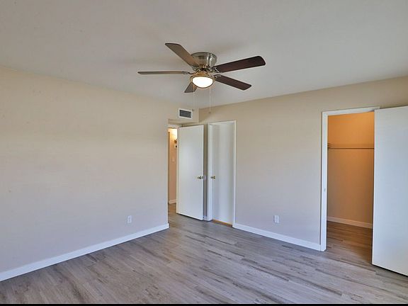4th image of 6810 W Pasadena Ave