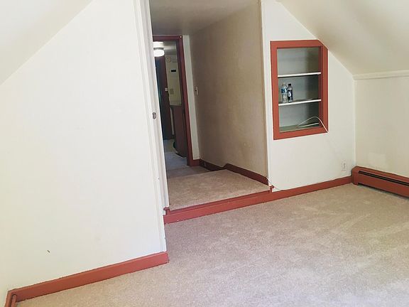 4th image of 303 Grand Ave Floor 3