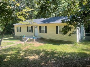 196 Slaughters Lake Rd, Hanson, KY 42413
