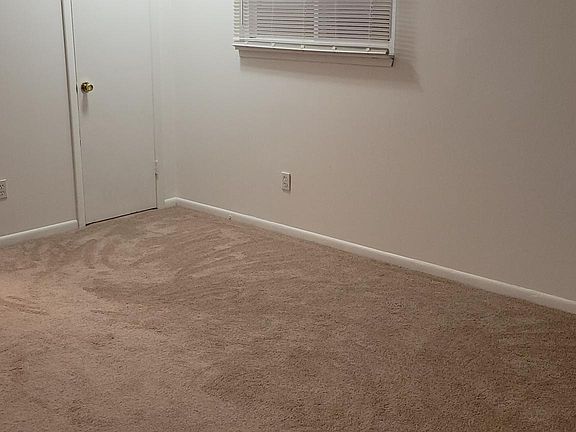3rd image of 4025 Burchfield St #4025