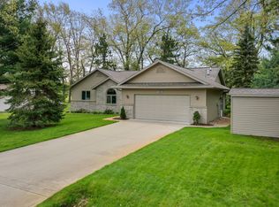 201 Bright Angel Dr, Prudenville, MI