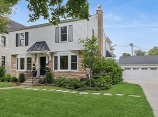 738 S Home Ave, Park Ridge, IL 60068