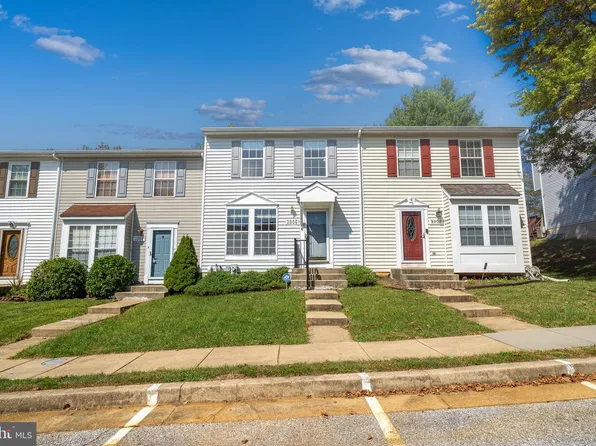 3906 Queens Lace St, Pikesville, MD 21208