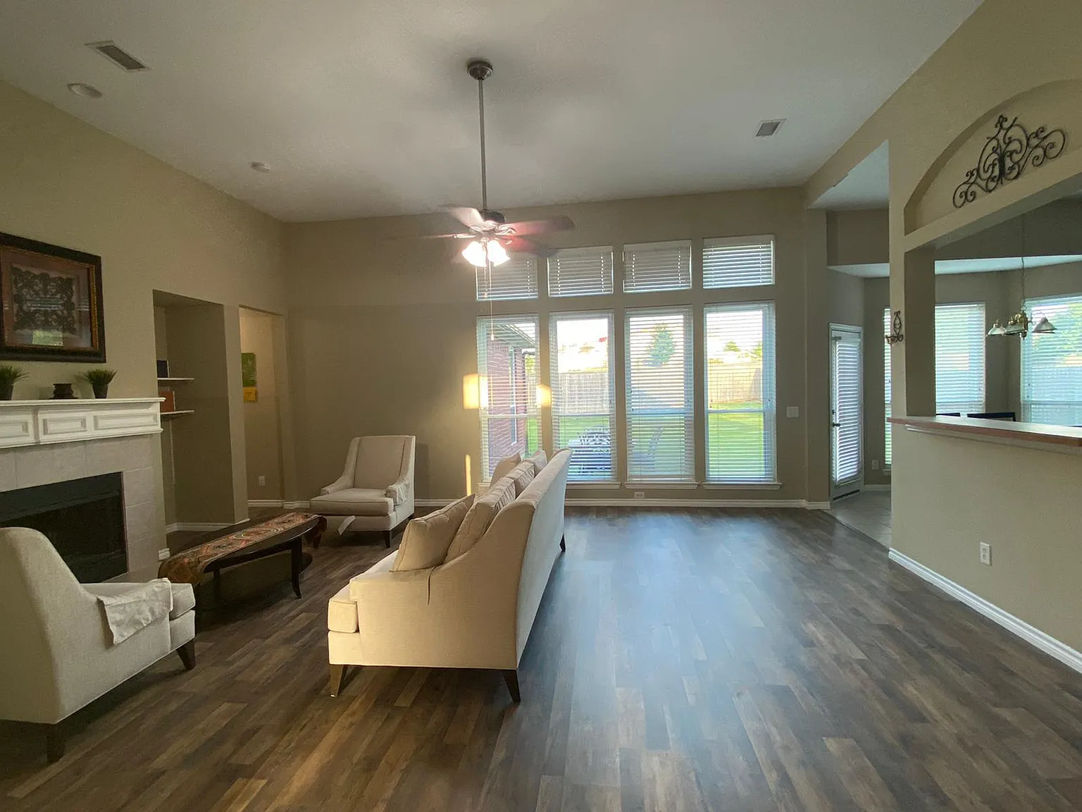 10600 Briar Brook Ln — Photo 2