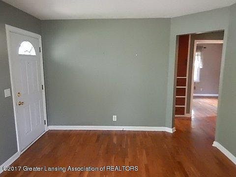 3rd image of 1705 Loraine Ave