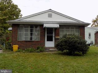 105 Erie Ave, Barrington, NJ 08007
