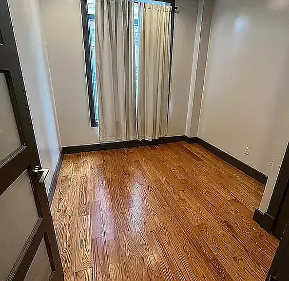 1303 Greene Ave #1A — Photo 4