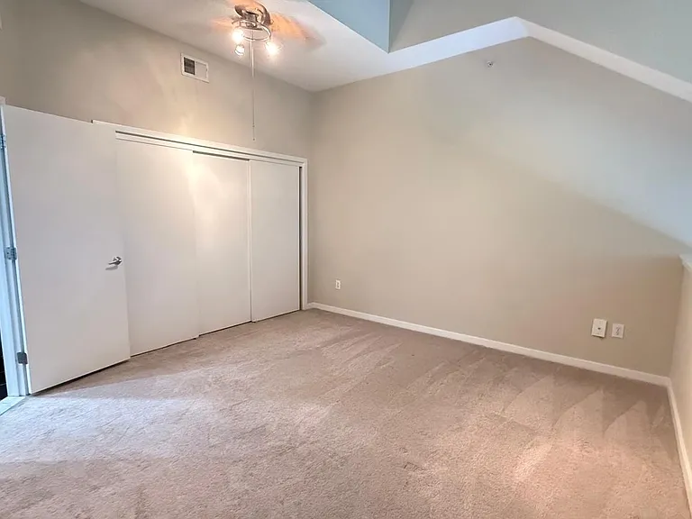 2125 Southend Dr #310 — Photo 16