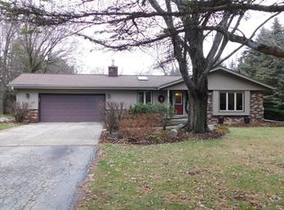 1218 Trailway Dr, Grafton, WI 53024