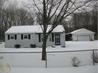 19803 Crandell Ct, Belleville, MI 48111