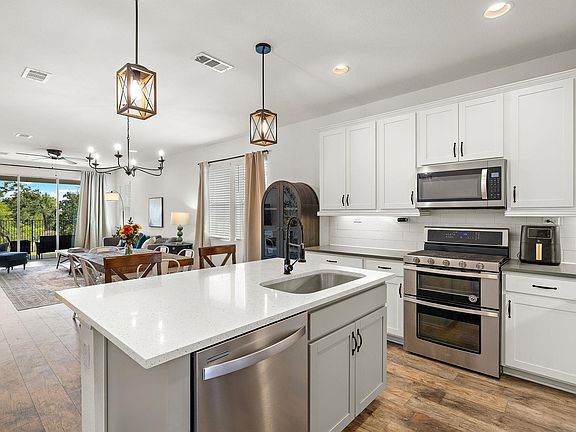 2nd image of 441 Gaida Loop