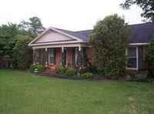 956 S Swan Cir, Florence, SC 29501