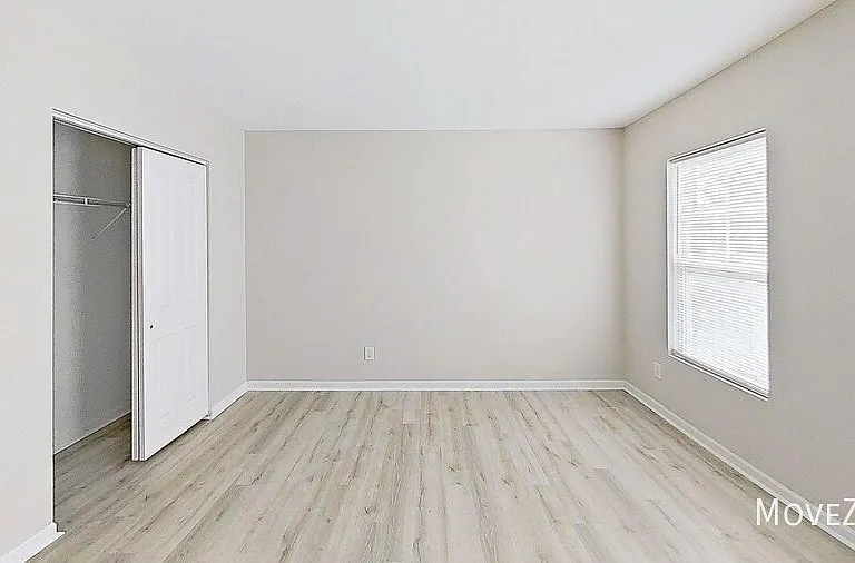 4435 Stonewall Dr — Photo 24
