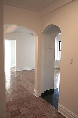 Rented by Cooper & Cooper Real Estate | media 21