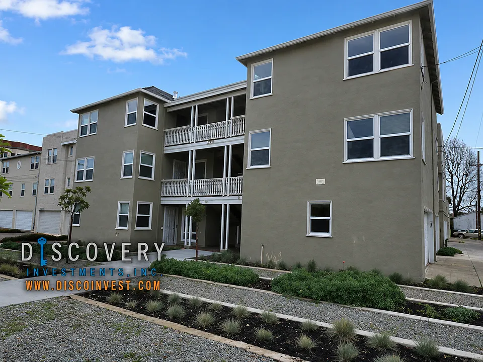 Belleview Dr. 185