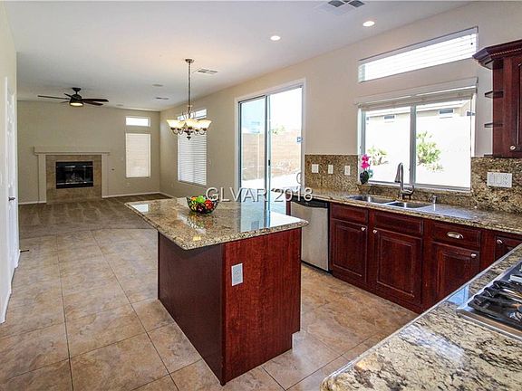 5th image of 309 Everett Vista Ct
