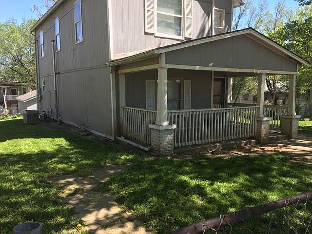 1st image of 625 Cypress Ave