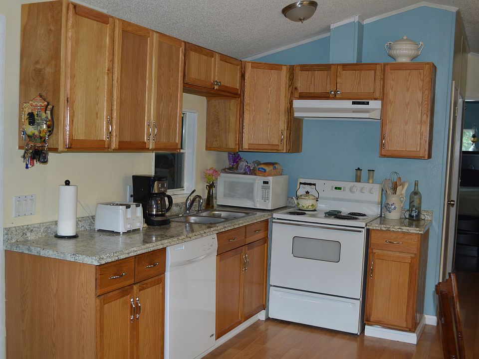 1st image of 8408 Bananaquit Trail
