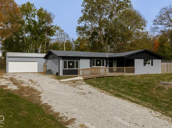 940 E Broadway St, Danville, IN 46122