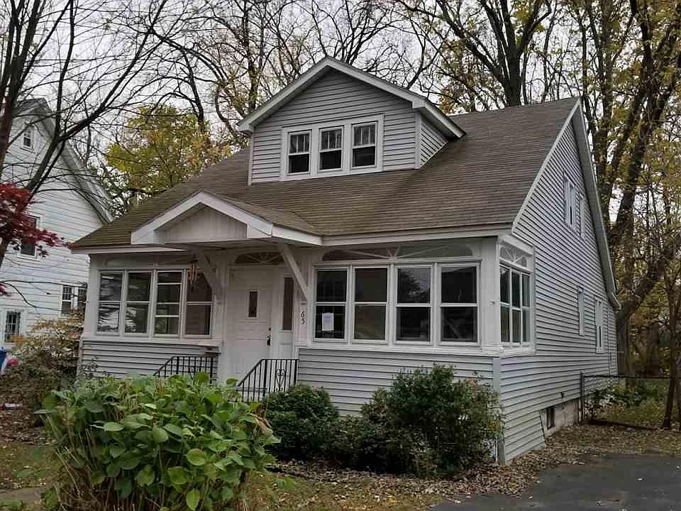 1st image of 65 Crescent Dr